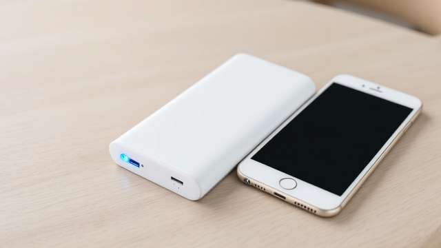 Carregador Portátil 5000mAh Sem Fio para iPhone: Vale a Pena? - Tecnologia e Acessórios